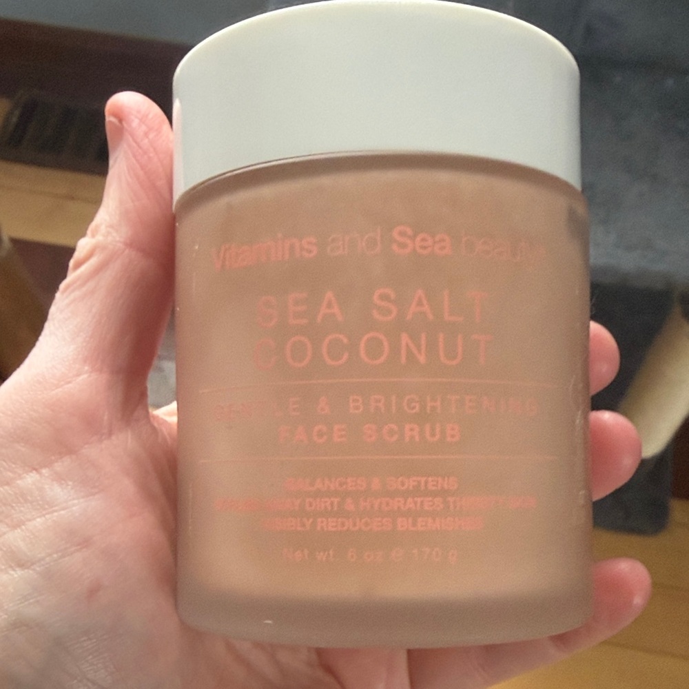 Sea Salt Coconut Face Scrub - Tan